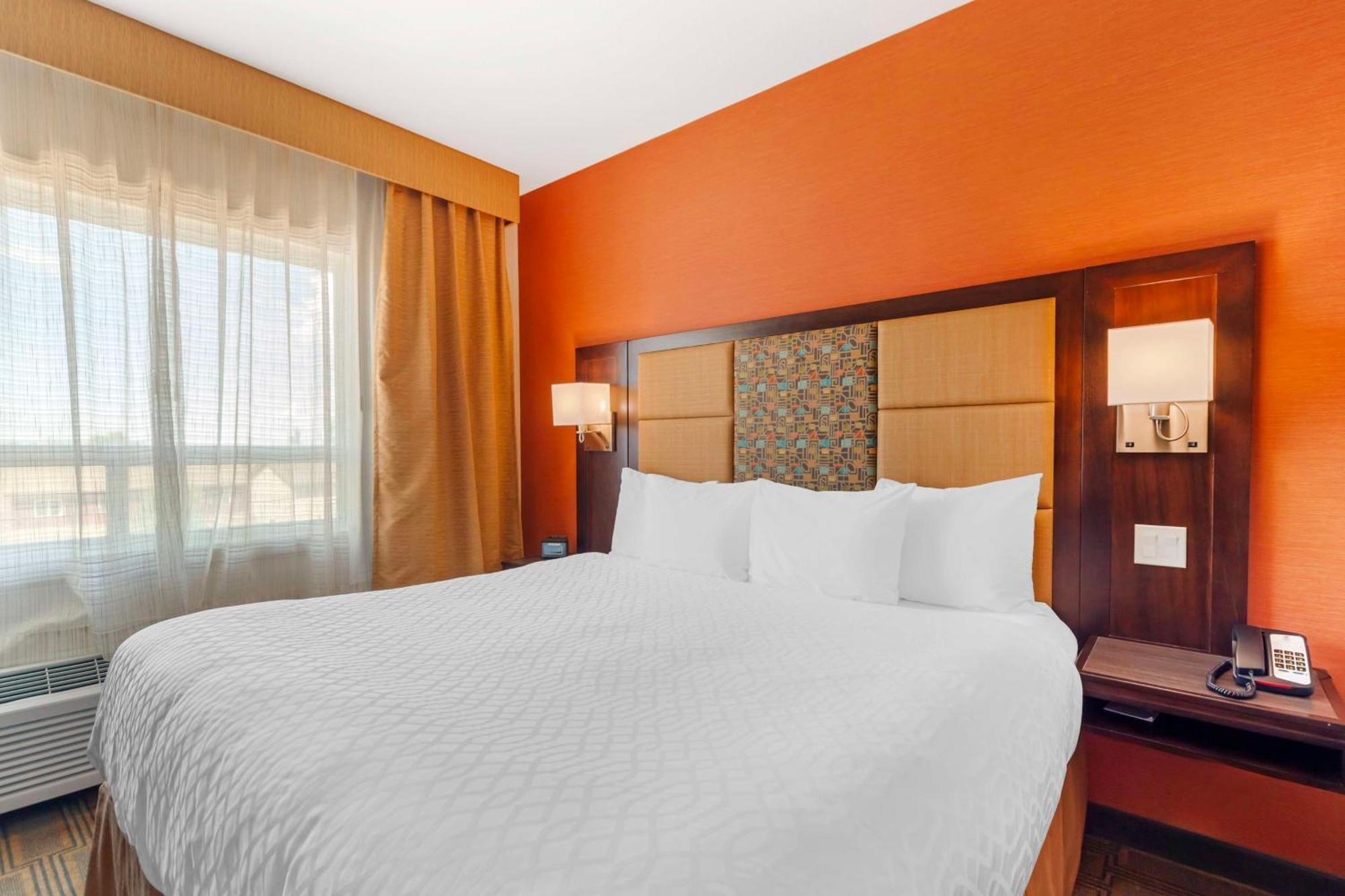 Best Western Plus Chateau Fort St. John Luaran gambar
