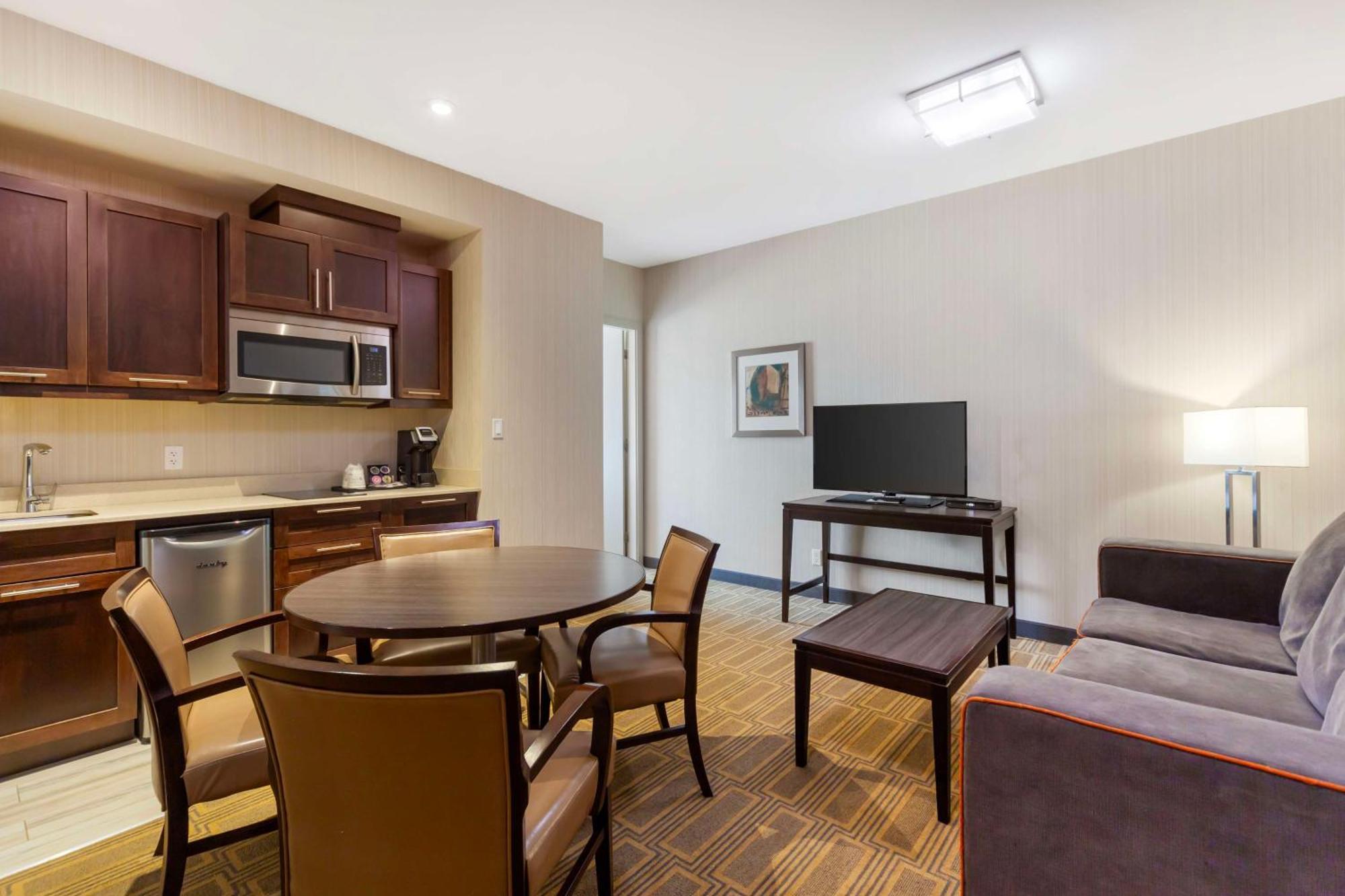 Best Western Plus Chateau Fort St. John Luaran gambar